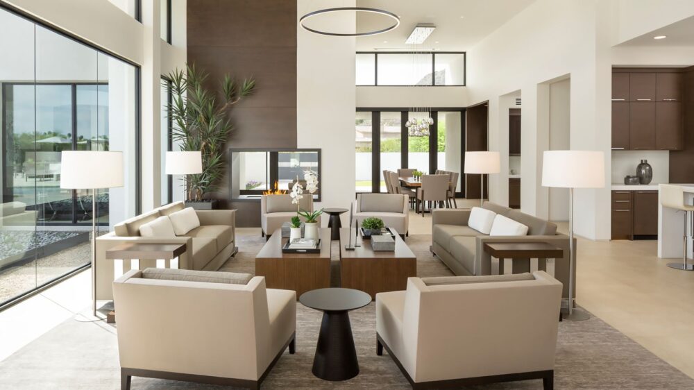 Family to Dining 1800px smaller